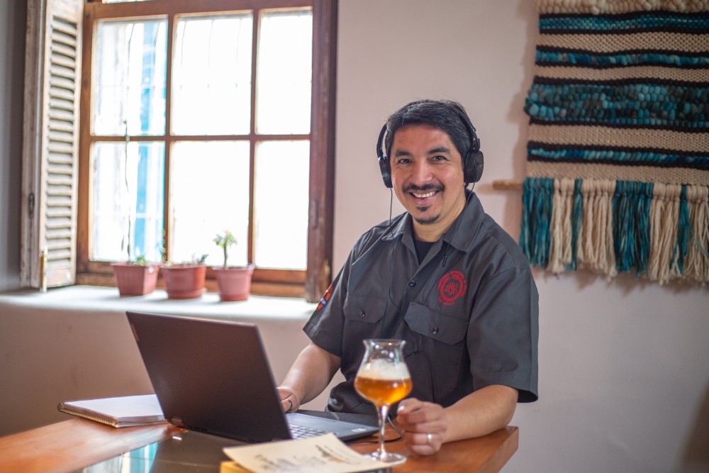 Profesionalizando la cerveza artesanal desde la Región: conoce a BrewDesign
